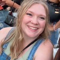 Sitter Profile Image: Sarah M.