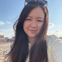 Sitter Profile Image: Chieh-Yin L.