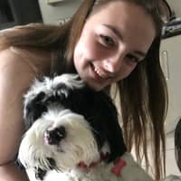 Sitter Profile Image: Hollie A.