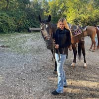 Sitter Profile Image: Ashley Z.