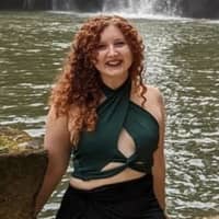 Sitter Profile Image: Relle V.