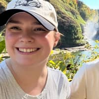 Sitter Profile Image: Allyson R.