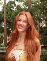 Sitter Profile Image: Julianne L.