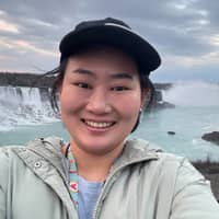 Sitter Profile Image: Tunchanok S.
