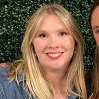 Sitter Profile Image: Abigail B.