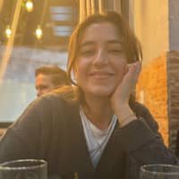 Sitter Profile Image: Leonor P.