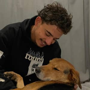 Sitter Profile Image: Mael Q.