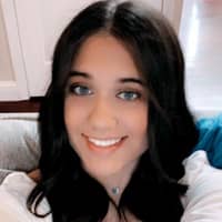 Sitter Profile Image: Elyssa C.