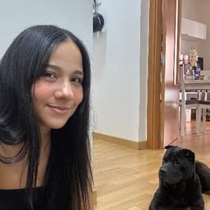 Sitter Profile Image: Linda Dayana F.