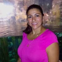 Sitter Profile Image: Julia R.