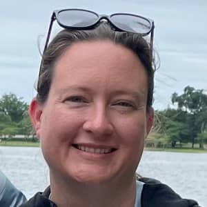 Sitter Profile Image: Julie W.