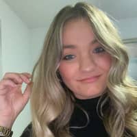 Sitter Profile Image: Samantha A.