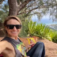 Sitter Profile Image: Lindsey E.