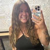 Sitter Profile Image: Justine C.