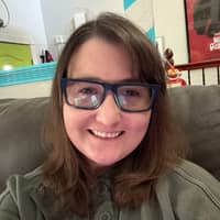 Sitter Profile Image: Lynda M.