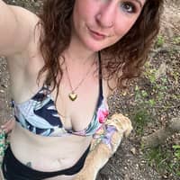 Sitter Profile Image: Alexandra V.