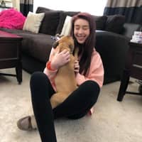 Sitter Profile Image: Olivia H.