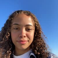 Sitter Profile Image: Veronica O.