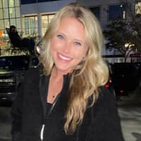 Sitter Profile Image: Mackenzie J.