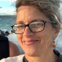 Sitter Profile Image: Annie-Laurie J.