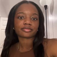 Sitter Profile Image: Angela C.