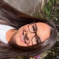 Sitter Profile Image: Ellie M.