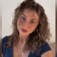 Immagine del profilo del sitter: Célia C.