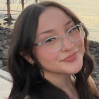 Sitter Profile Image: Arlet M.