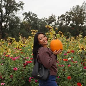 Sitter Profile Image: Lahna S.