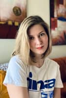 Sitter Profile Image: Zoe T.