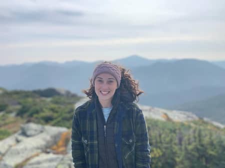 Sitter Profile Image: Nicole S.