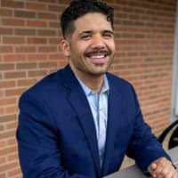 Sitter Profile Image: Christian R.