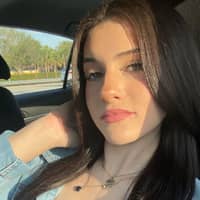 Sitter Profile Image: kelly m.