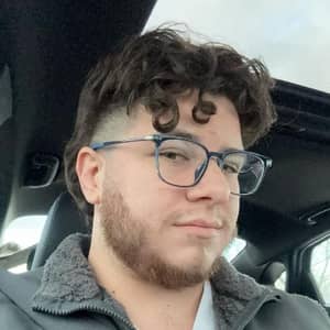 Sitter Profile Image: Brandon V.