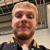 Passarens profilbild: Anton J.