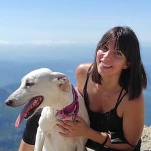 Sitter Profile Image: Laura F.