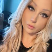 Sitter Profile Image: Julia F.