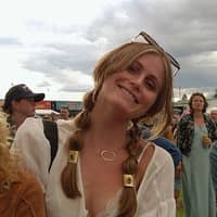 Sitter Profile Image: Caroline A.