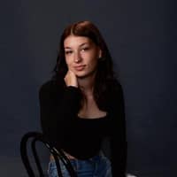 Sitter Profile Image: Olivia L.