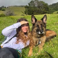 Sitter Profile Image: Olivia A.