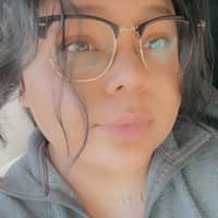 Sitter Profile Image: Vero F.