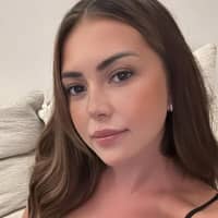 Sitter Profile Image: Julianna B.