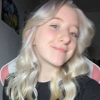 Sitter Profile Image: Chloe C.