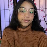 Sitter Profile Image: Leakana L.