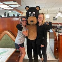 Sitter Profile Image: Isabelle H.