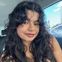 Sitter Profile Image: Angelina O.