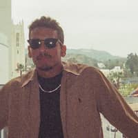 Sitter Profile Image: Elliot B.