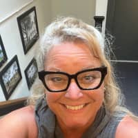 Sitter Profile Image: Angela B.