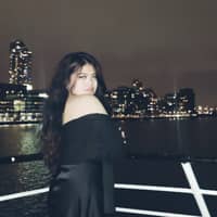 Sitter Profile Image: Hannah E.