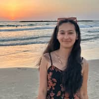 Sitter Profile Image: Alexandra G.